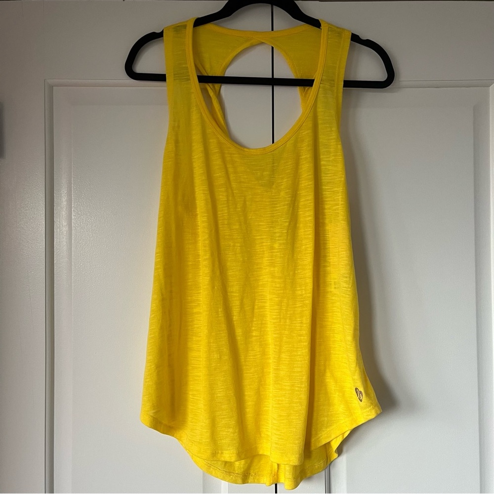 Ellie NWT Yellow Tank w/ Back Opening Size XL.